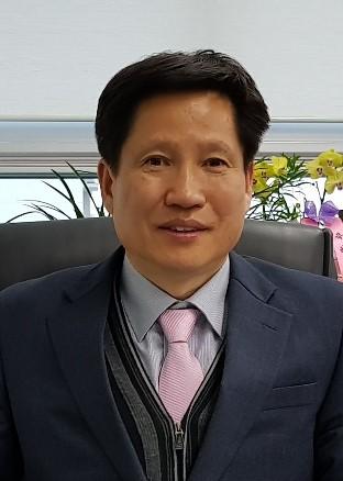 옥천군선거관리위원회 사무과장 김홍근