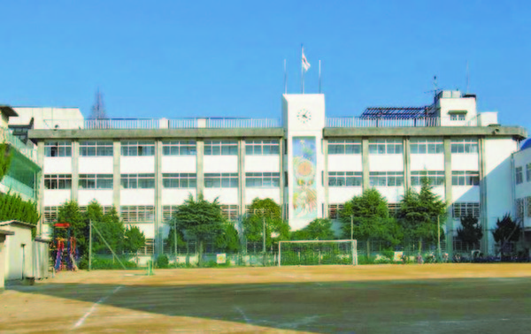 오사카 건국학교.