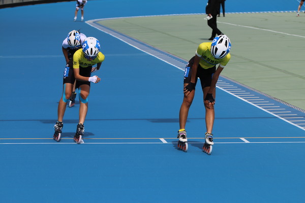 103회 전국체육대회 롤러 여고부 1만m 제외 경기 결승선 통과 모습 (사진=맹찬호 기자)