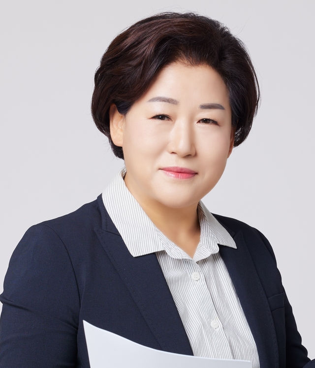 이윤호 전 청주농협 지점장