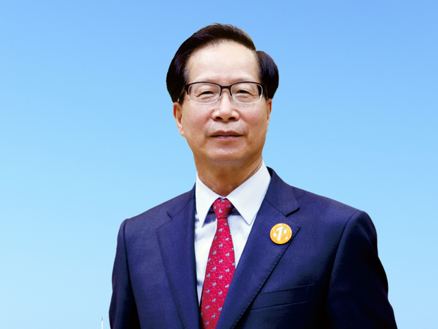 정헌교 강서교회 위임목사.