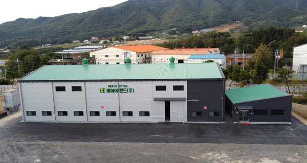 충북 제천시 2바이오밸리로7길 3에 위치한 비아이랜드(주) 공장 전경.