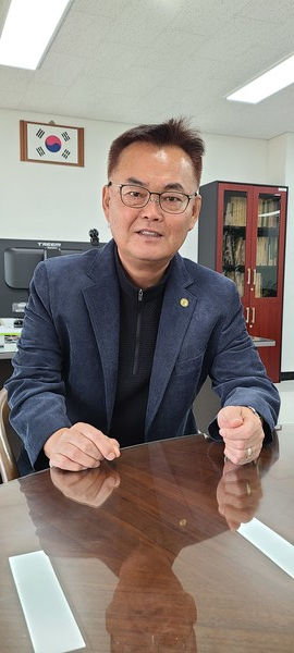 김흥준 충북진로교육원장