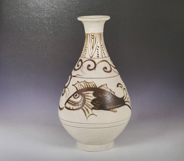 정순자 작가의 '철화어문병'.