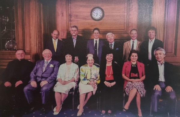 리즈국제콩쿠르 심사위원들과 신수정