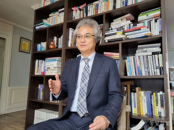 ▲이영석 충북예총 25대 회장