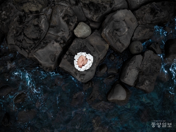 서귀포 52×68cm, pigment print, 2024