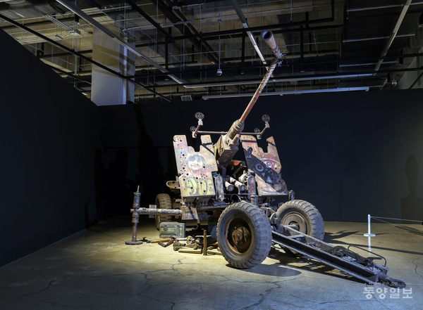 ▲가장 운송이 힘들었던 작품- 유디 술리스티요 작 곡사포