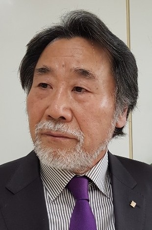 문형은 중원미술가협회장