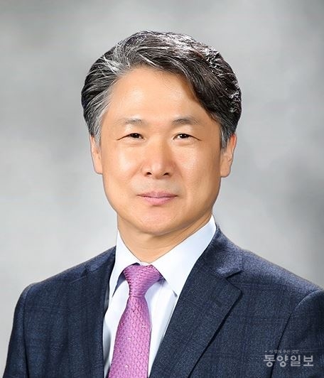 유영근 일신여고 교장