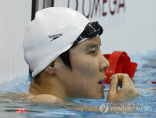 한국 수영의 기린아 박태환이 3일 영국 런던 올림픽파크 아쿠아틱스 센터에서 열린 