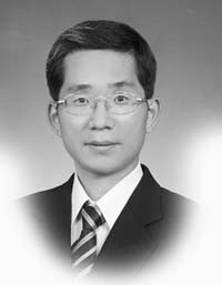 김 택 중원대 교수