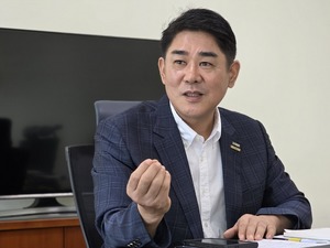 창사 35주년 특집 인터뷰/ 안준식 (사)이노비즈협회 충북지회장 - 뉴스 썸네일 이미지